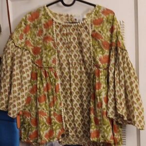 💜 3/$15💜Rachel Zoe Floral Boho Patterned Top💜